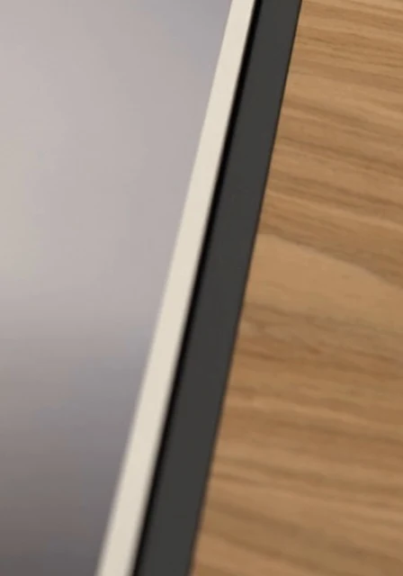 First version, the book’s right edge: a bright white strip runs the length of the page.