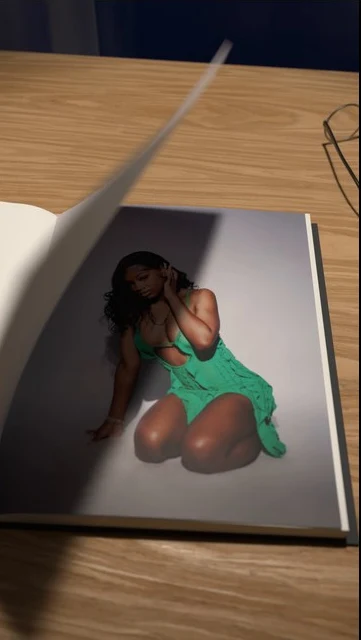 First version, one frame before a cut: the magazine seen at a steep angle.